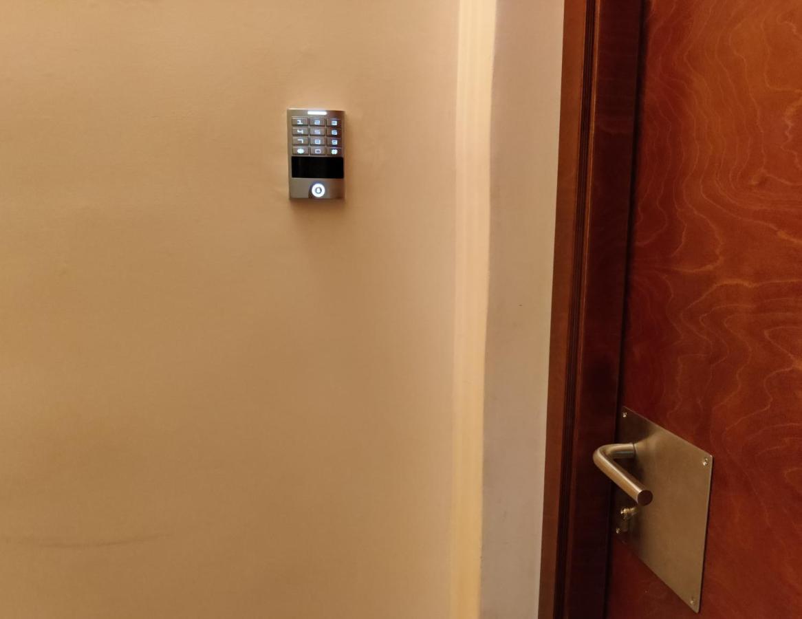 Hostal Boreal Mistral Бургос Экстерьер фото
