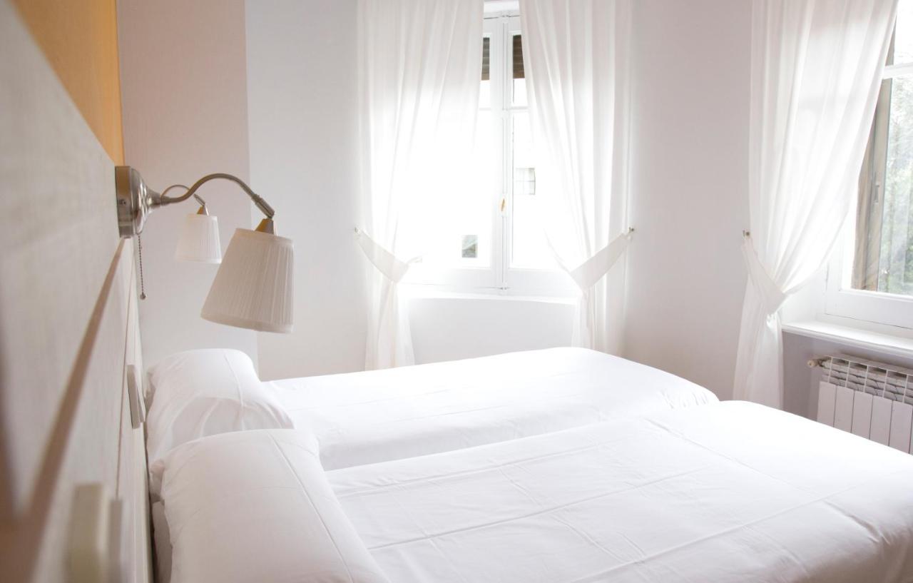 Hostal Boreal Mistral Бургос Экстерьер фото